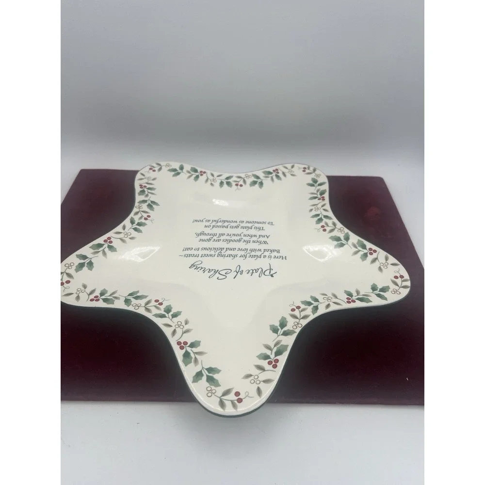 Pfaltzgraff Winterberry Star Shaped‎ Plate Of Sharing for Gifting with Treats